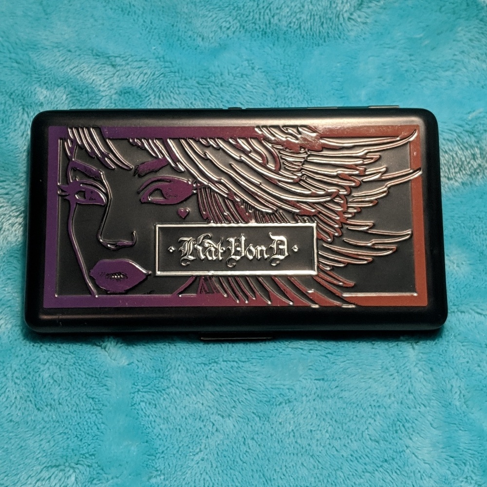 Kat Von D True Romance Ladybird Palette